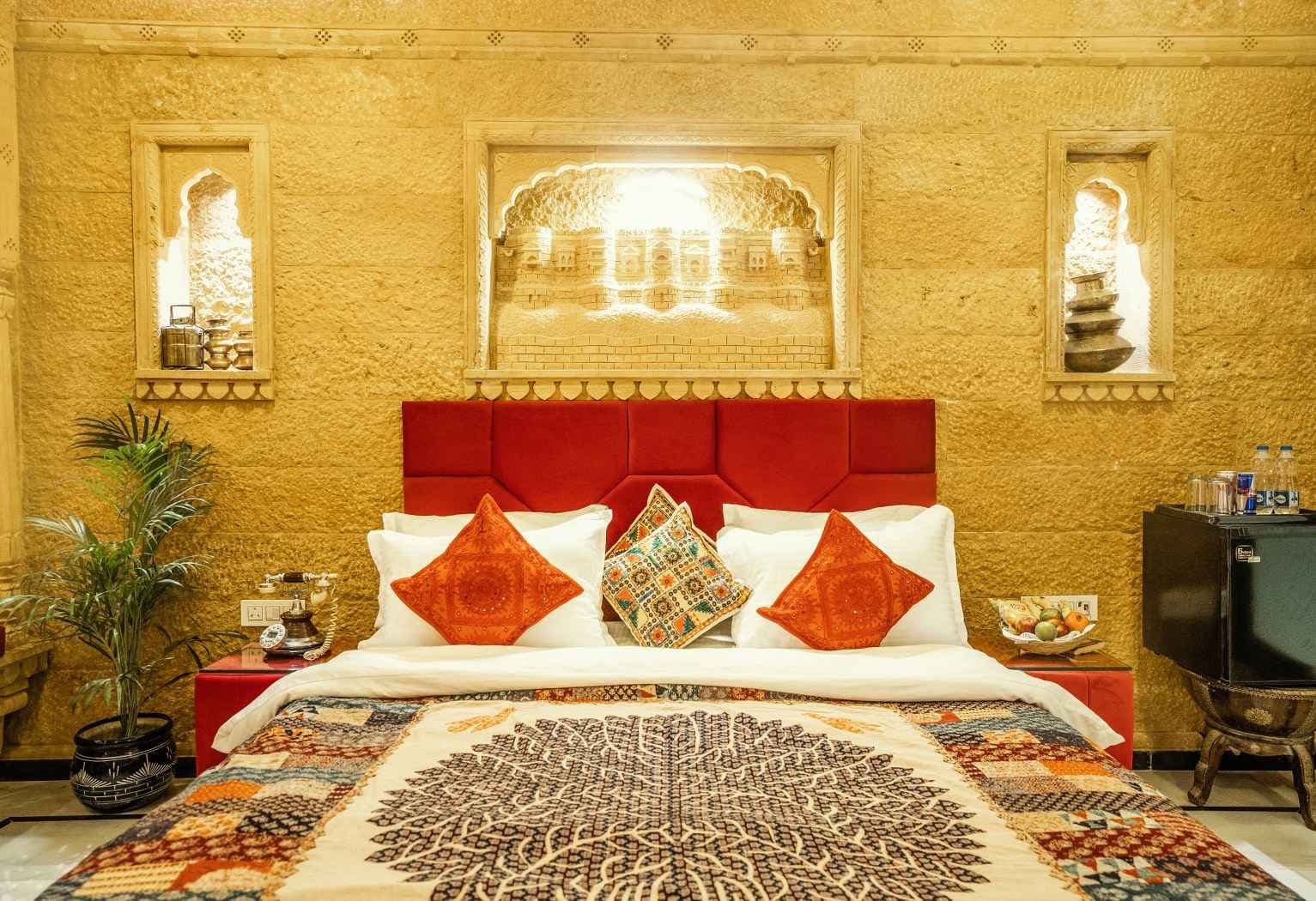 Hotel Garh Meera